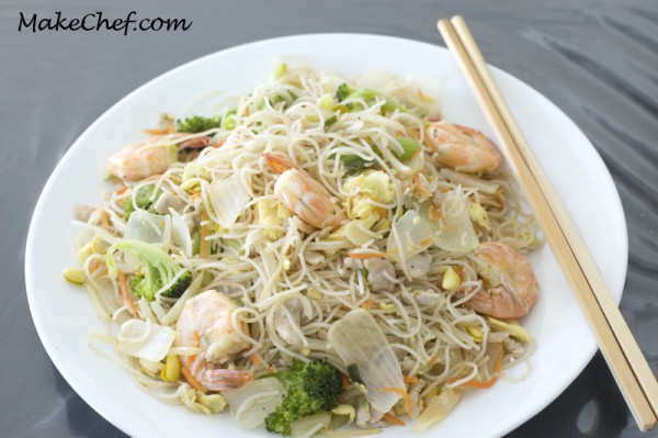 Chow Mei Fun - Stir fry rice stick noodle recipe