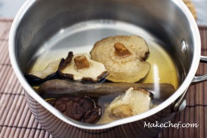 Cook the sausages and mushrooms in hot boiling water for about 5 minutes. 