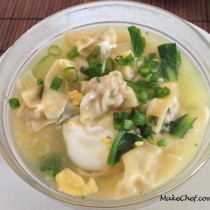 Pork dumplings with noodle